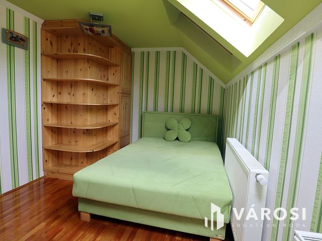 Parádon több generációs családi ház eladó