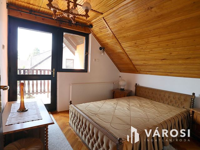 Parádon több generációs családi ház eladó