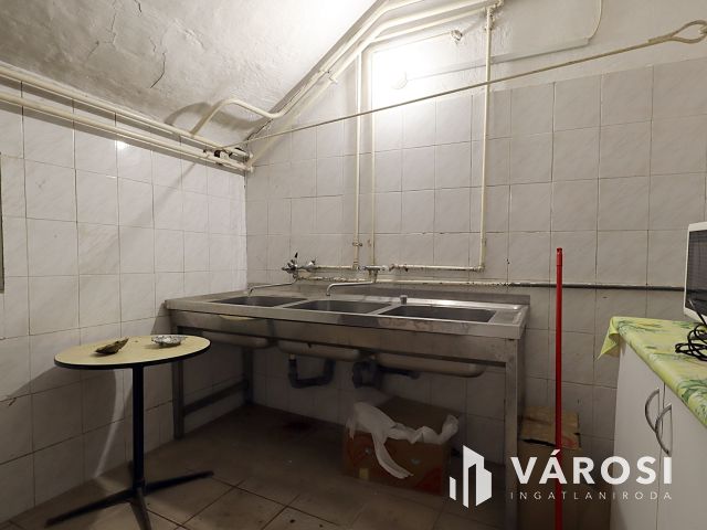 Üzemre, telephelyre vagy raktárra van szüksége? Megtalálta!