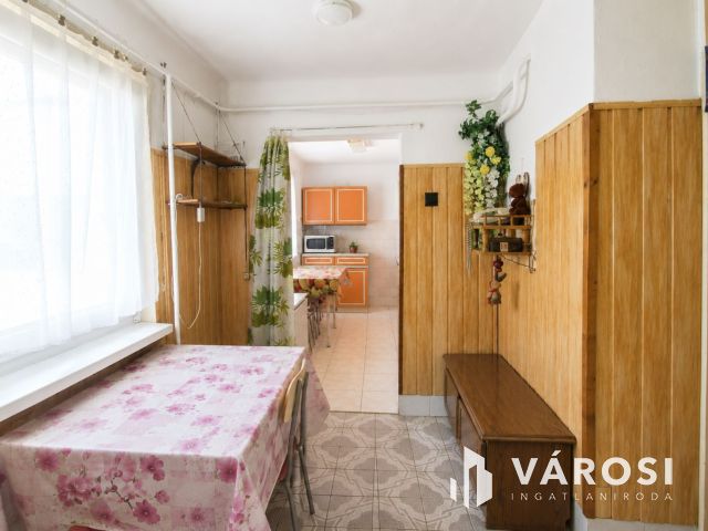 Eladó családi ház Sárvár Kertvárosában