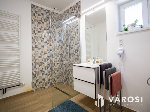 Két apartman, azonnali bevétel Gyulán