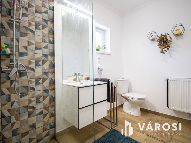 Két apartman, azonnali bevétel Gyulán