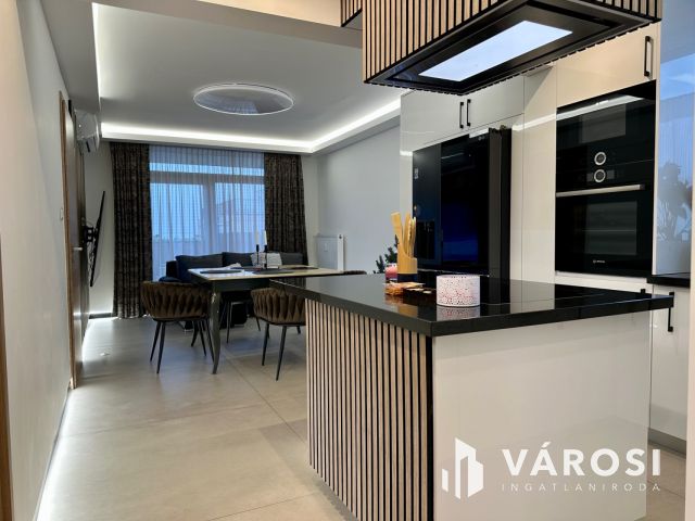 EGYETEMHEZ közel 70 m²-es SZUPER LAKÁS KIADÓ DEBRECENBEN!