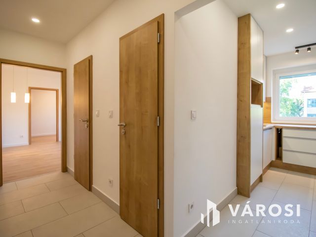 Kiadó csendes lakás a vasútállomáshoz közel